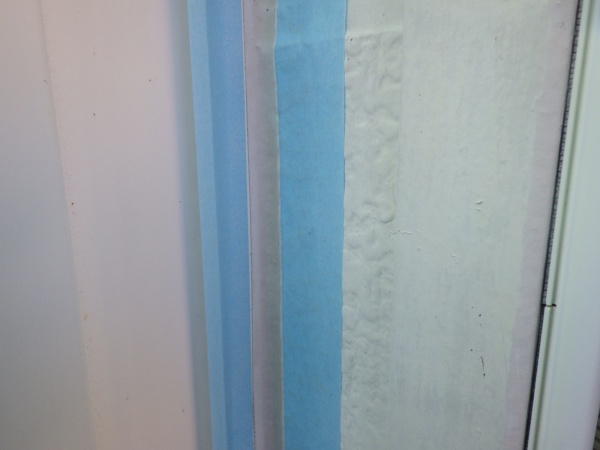 シーリング目地養生をしました