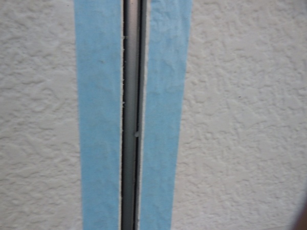 既存シーリング撤去終了です