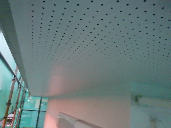 ２回目の軒天塗装終了です