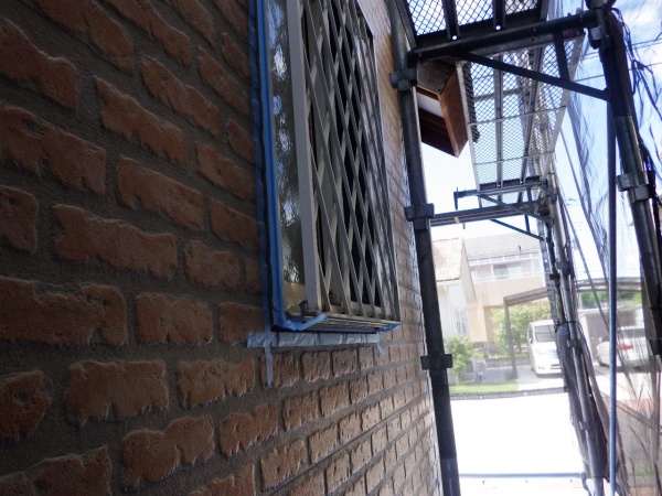 シーリング用の養生が終了しました