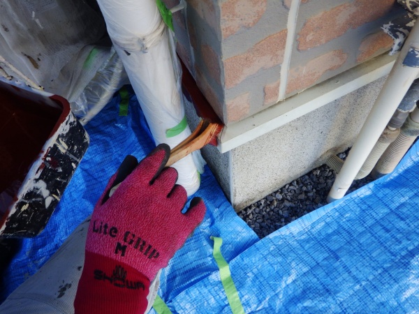 板金、木部の下塗り中です