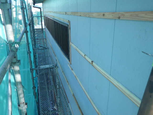 胴縁の取り付けが終了しました