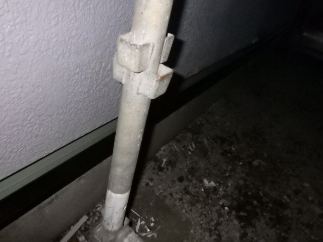 土台水切り、端部カバーの取り付け終了です