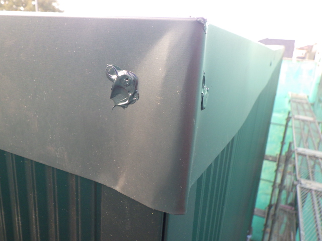 笠木のシーリングをしました