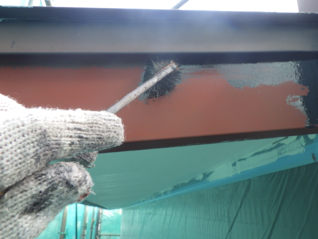 破風中塗り中です