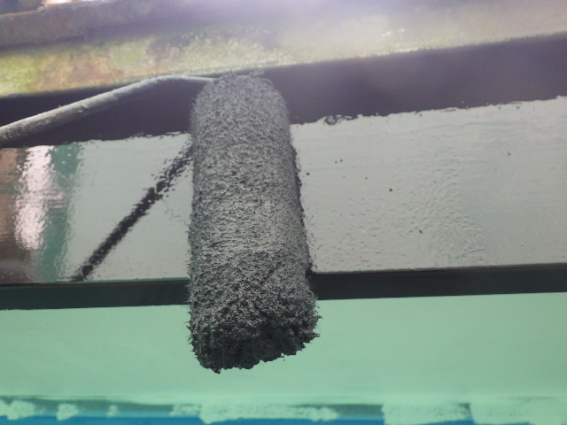 破風上塗り中です