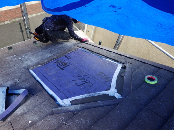 ルーフィング貼り付け終了です