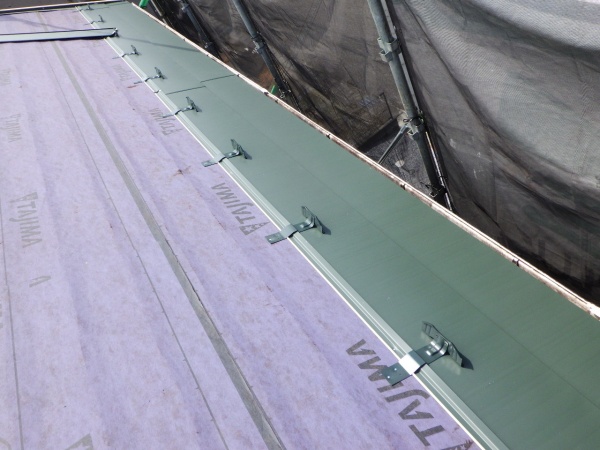 雪止めを取り付けました