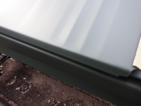 １段目のルーフ取り付けです