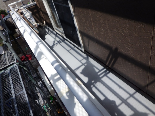 施工前のベランダ床の状態です