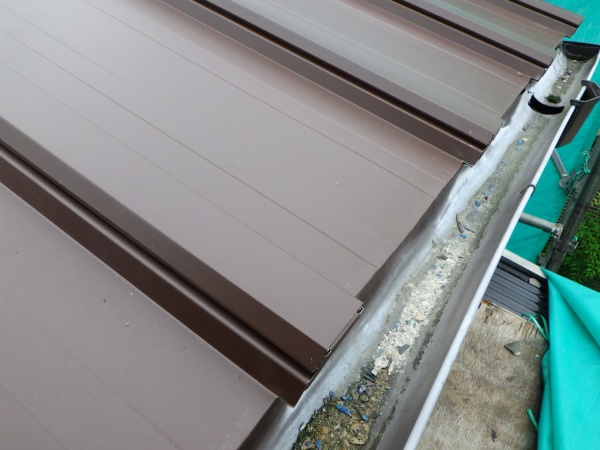 軒先の納め終了です