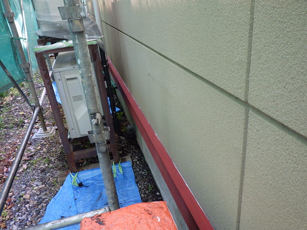 板金部と木部の錆止め塗装終了です