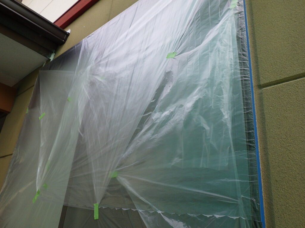 外壁塗装用の養生が終了しました