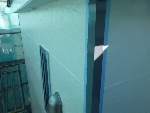 板金部の中塗り終了です