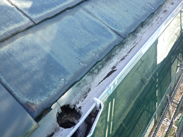 高圧洗浄後の軒先の状態です