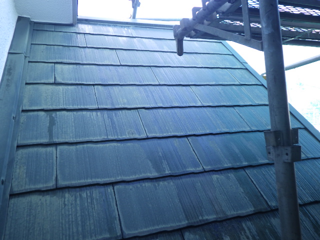 高圧洗浄後の屋根の状態です
