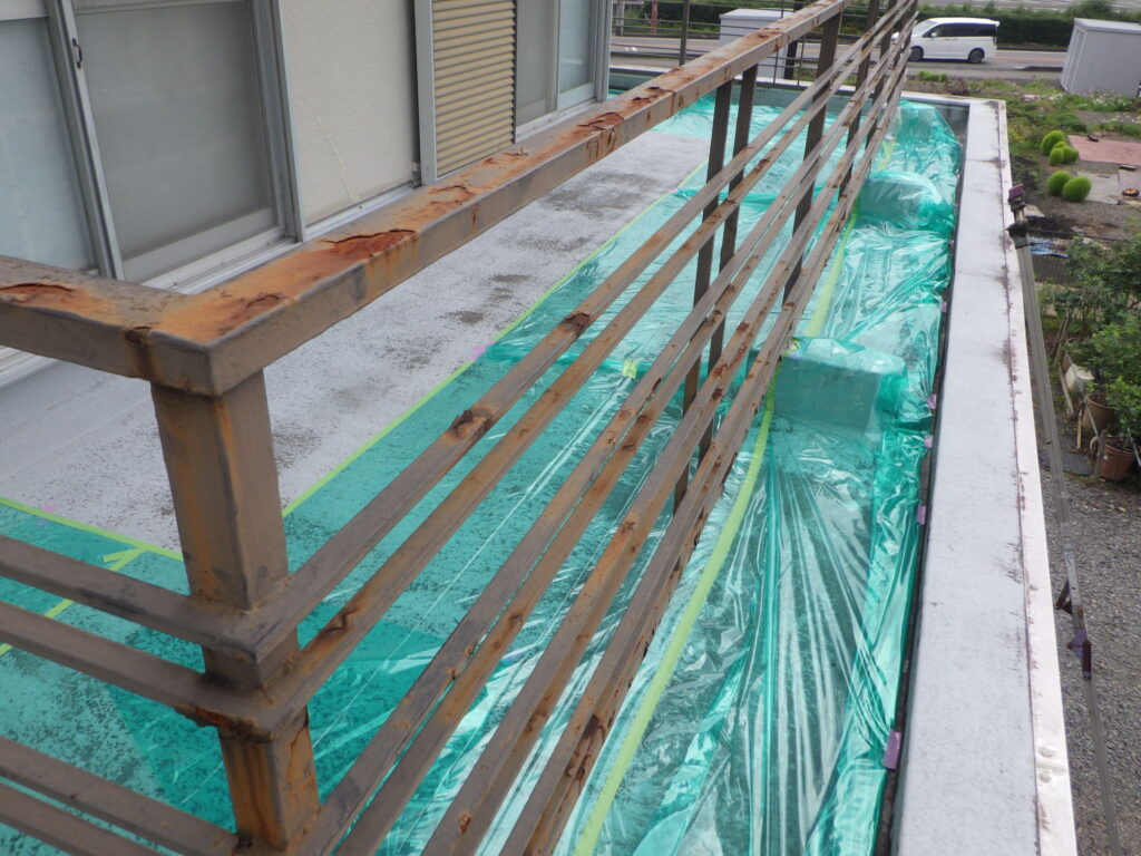 施工前の手摺の状態です