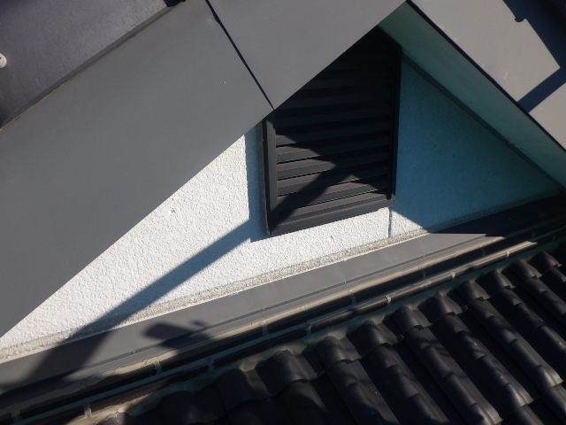 妻壁の施工前です