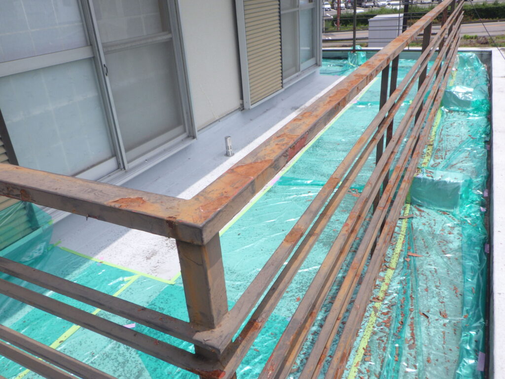 皮すきでケレン終了です