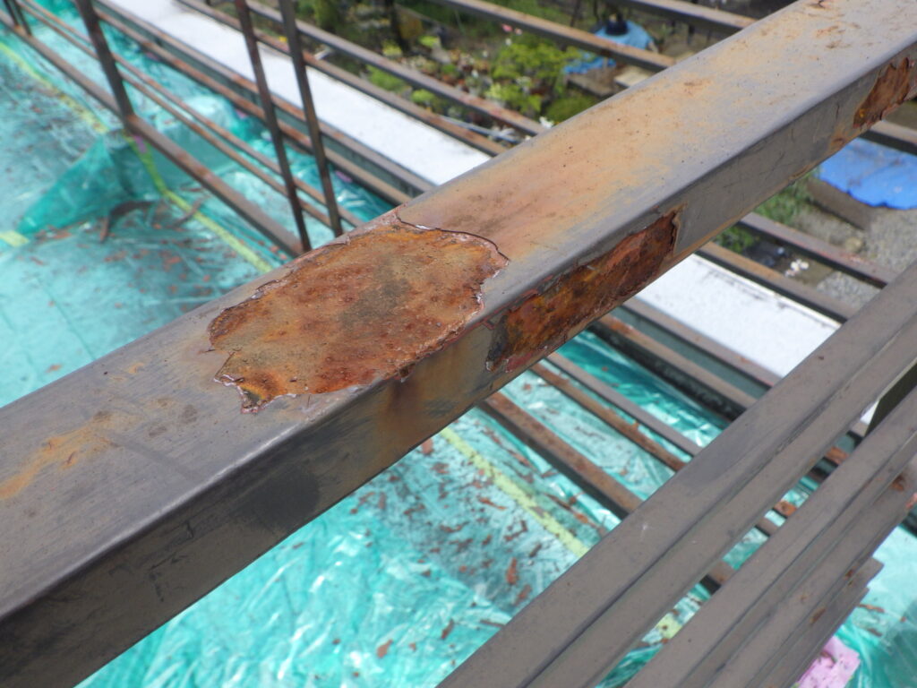 皮すきでケレン終了です