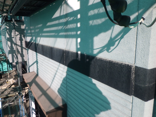 中段外壁の施工前です