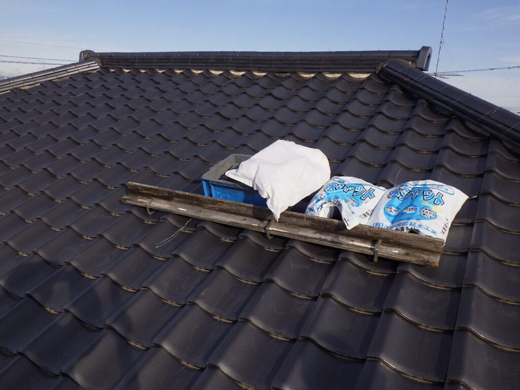 屋根補修工事の準備をしました