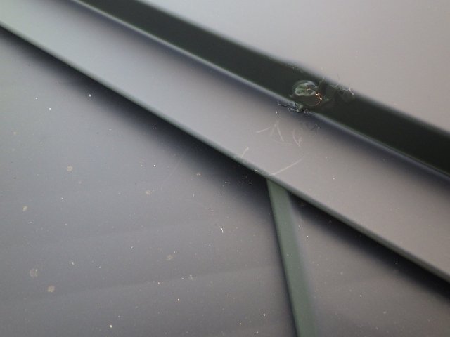 釘頭のシーリングが終了しました