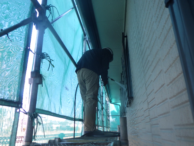 高圧洗浄中です