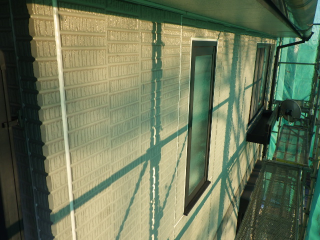 窓周りの打ち増しが終了しました