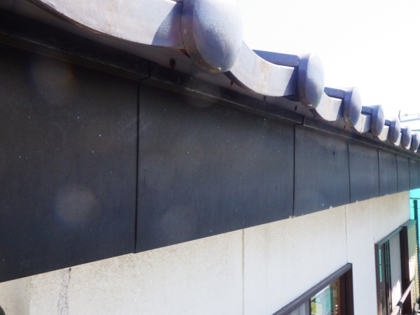 軒樋金具の取り外し終了です