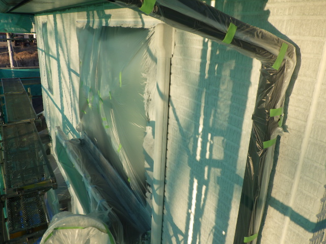 外壁下塗りが終了しました