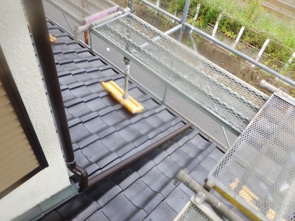 這い樋を取り付けました