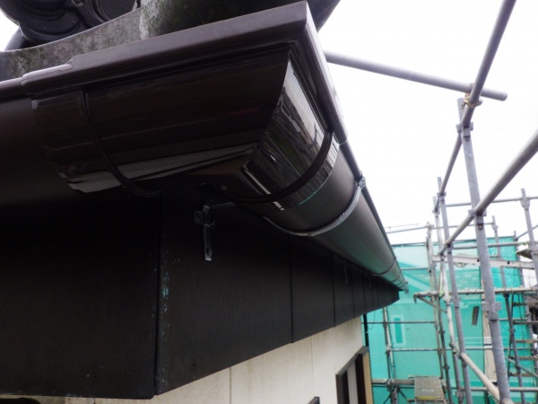 雨樋交換工事の完工です