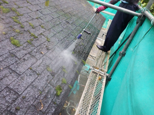 北面の高圧洗浄中です