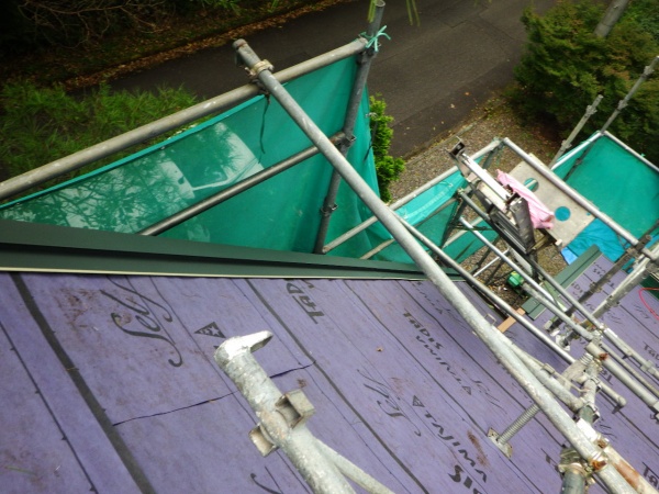 ケラバ包み板金取り付け終了しました