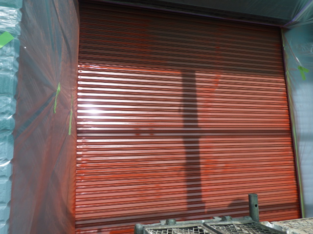 下塗り吹付塗装終了です