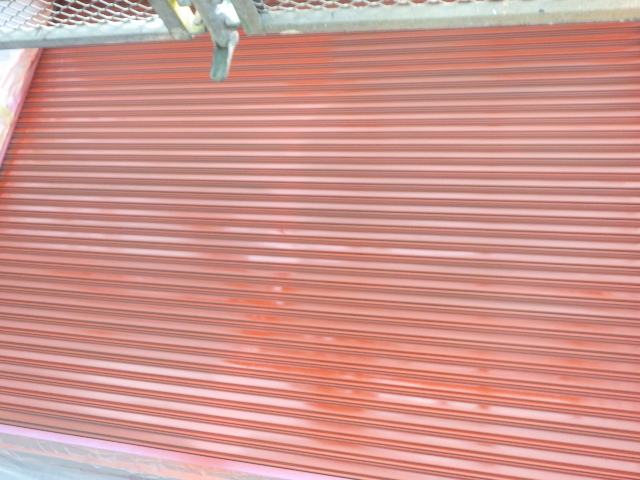 下塗り吹付塗装終了です