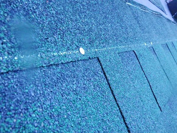 ルーフの固定中です