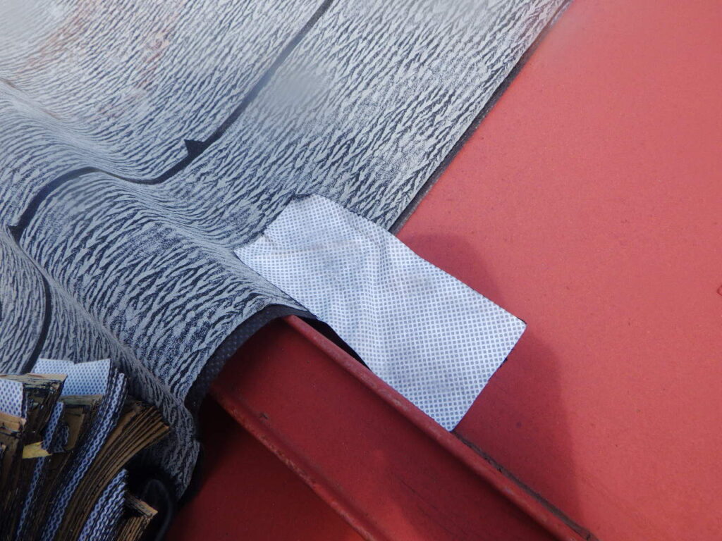 ルーフィング１段目の固定です