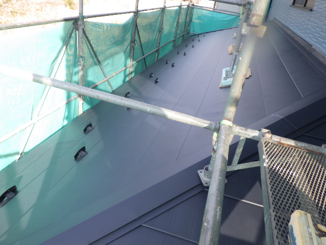 施工後の下屋根の状態です