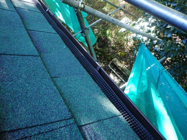 清掃後の軒樋の状態です