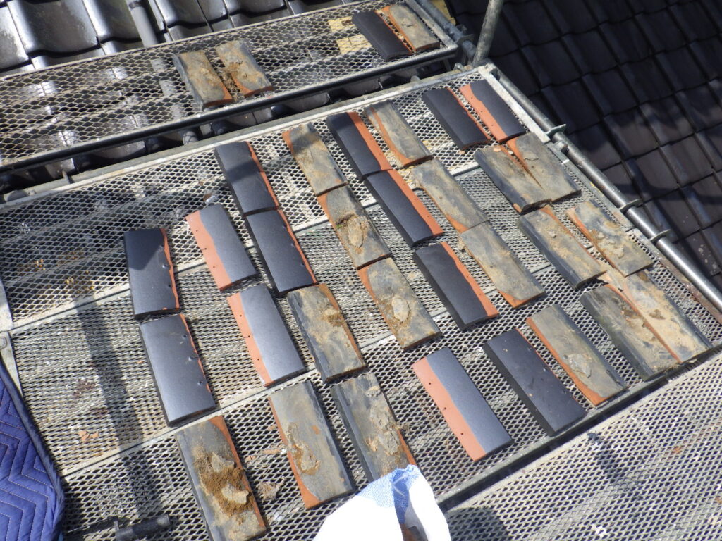 交換する熨斗瓦