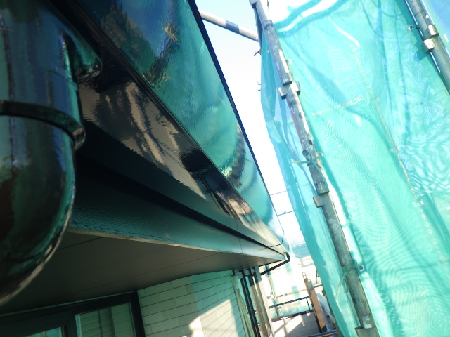 雨樋の上塗り終了です