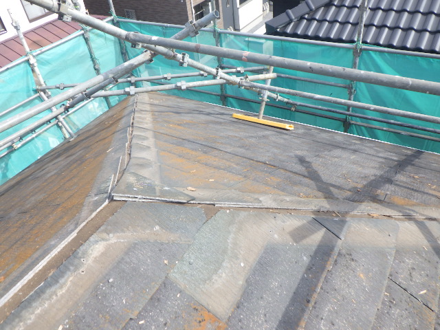 大屋根の役物撤去終了です