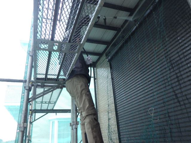 高圧洗浄中です