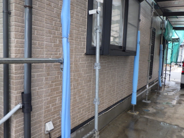 下段窓周りの施工前です