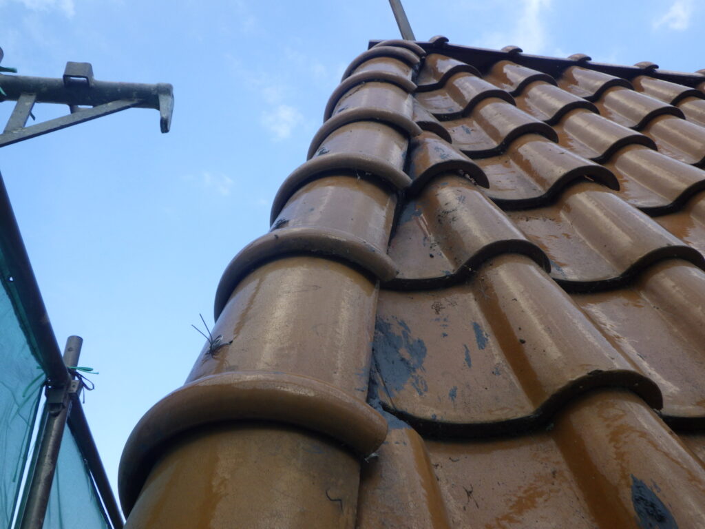 西、東面が終了です