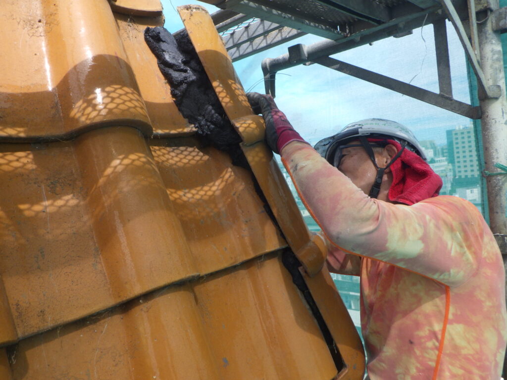 台面の成型中です