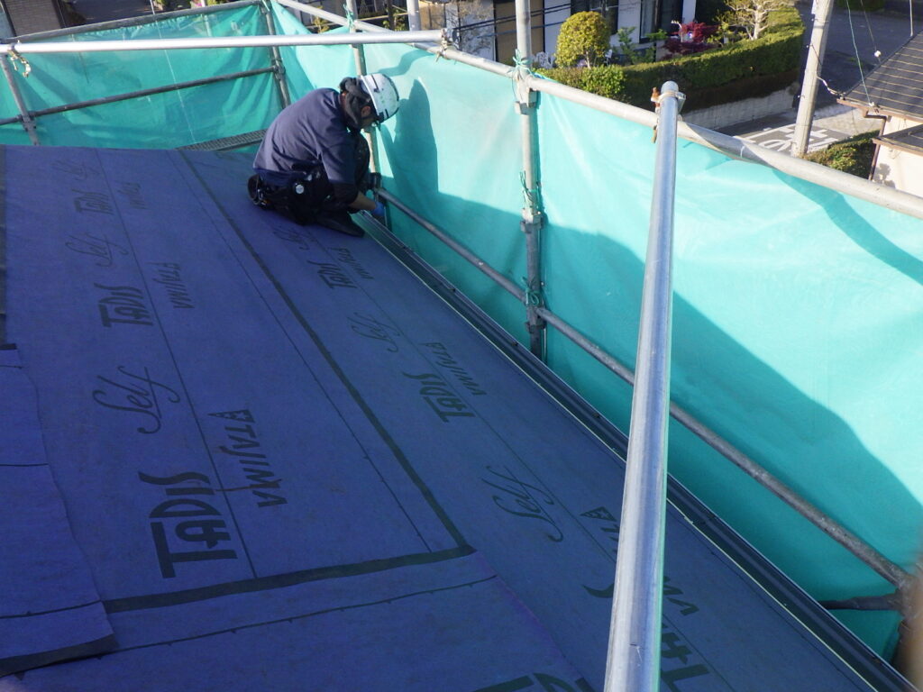 水切りスターターの取り付け中です