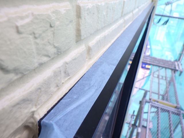 塗装面の補修中です